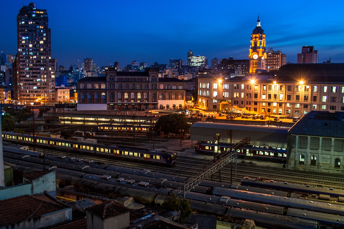 Conheça o bairro Campos Elíseos, em São Paulo