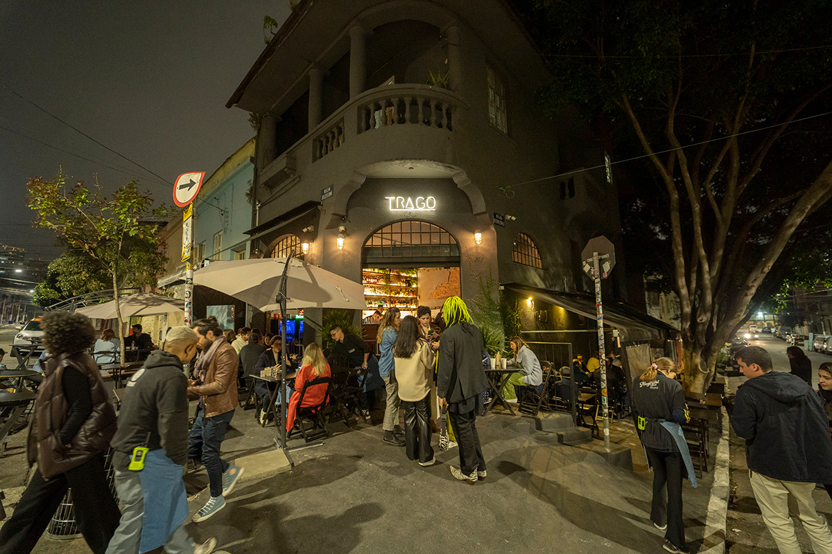 Rua Souza Lima, nos Campos Elíseos, é a nova queridinha dos bares de São Paulo